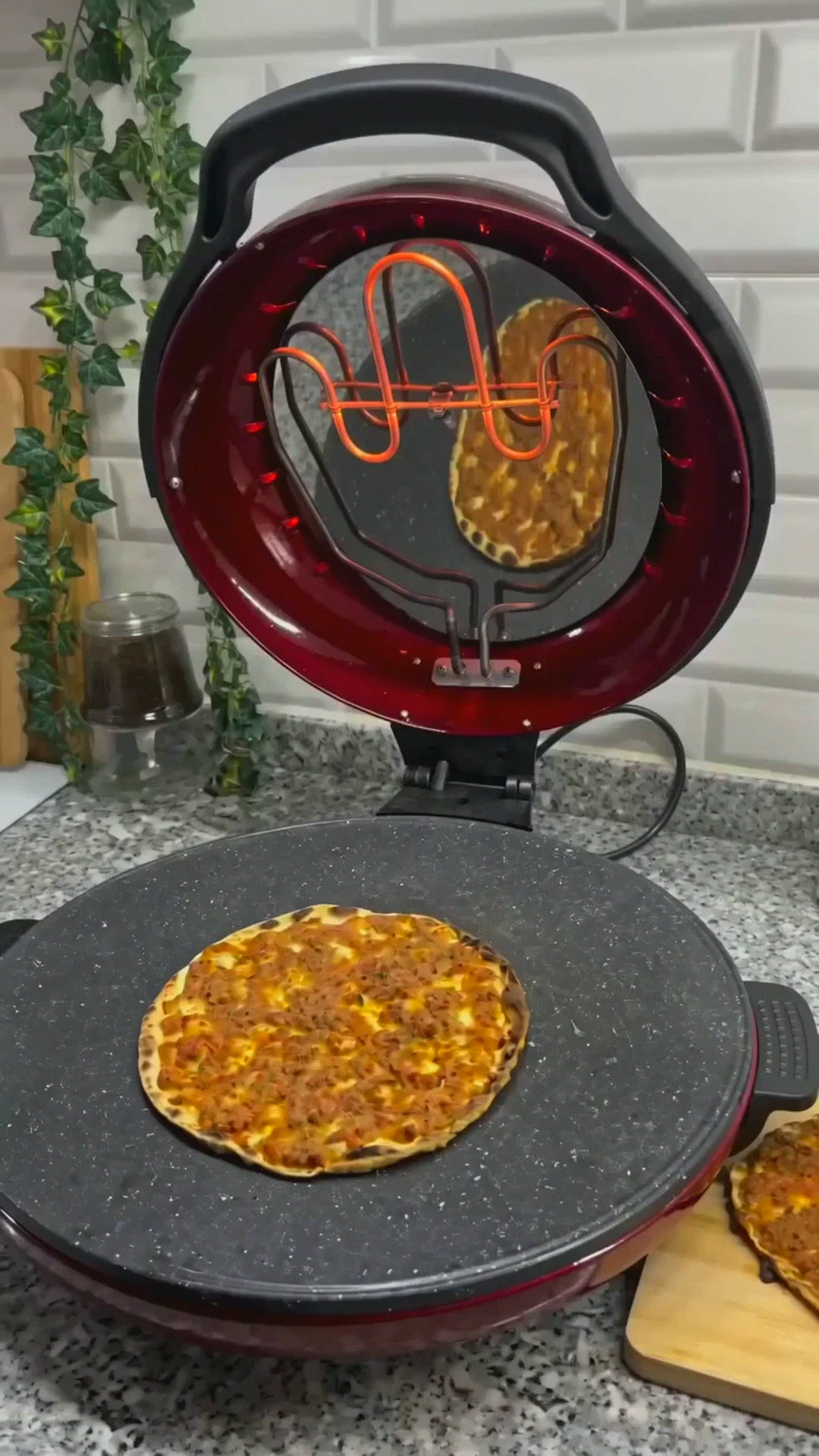 Tandırım ile lahmacun pişirme videosu
